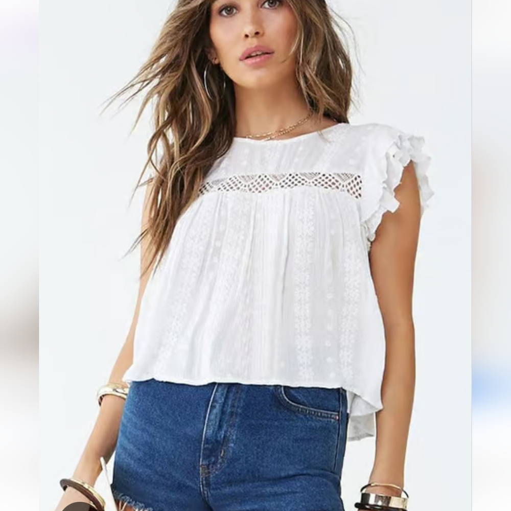 Forever 21 White Embroidered Short sleeve Top M
